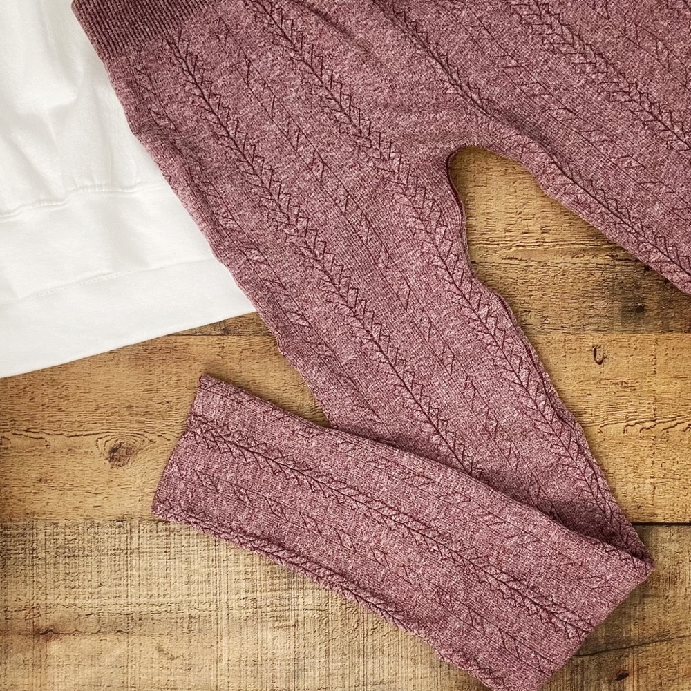 Textured Mid-Rise Leggings - Picture 3 of 6